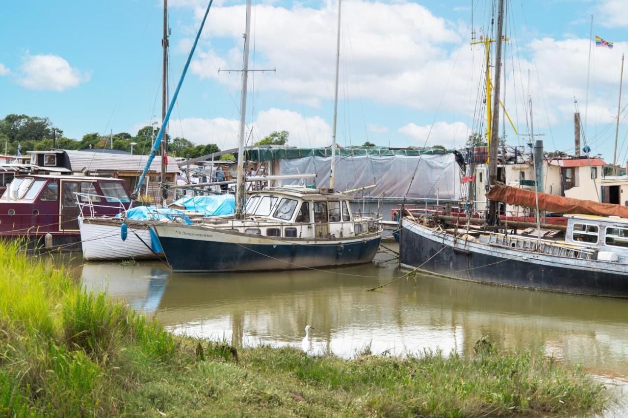 Mill Dam Lake House Saint Osyth Buitenkant foto